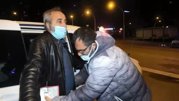 Polis telsizi dinlediler ancak yakalanmaktan kurtulamadılar Polis telsizi dinlediler ancak yakalanmaktan kurtulamadılar