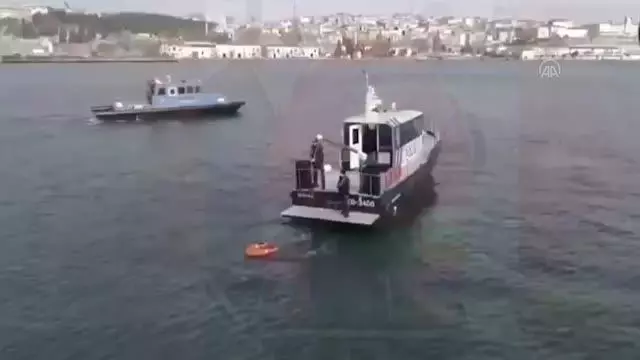 Sahil kentlerine uzaktan kumandalı 70 can simidi gönderildi Sahil kentlerine uzaktan kumandalı 70 can simidi gönderildi