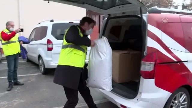 Sokak hayvanlarına 'vefa' desteği Sokak hayvanlarına 'vefa' desteği