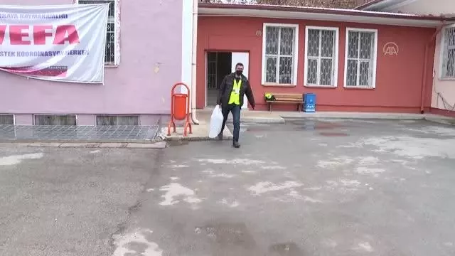 Sokak hayvanlarına 'vefa' desteği Sokak hayvanlarına 'vefa' desteği