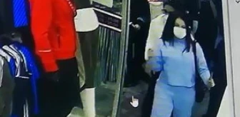 Sultangazi'de mağazadan cep telefonu hırsızlığı kamerada