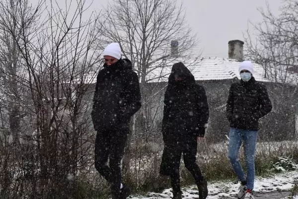 Tekirdağ'ın yüksek kesimlerinde kar yağışı Tekirdağ'ın yüksek kesimlerinde kar yağışı