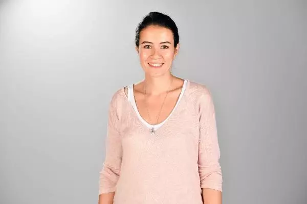 Uzman isimden Kovid-19 aşısıyla ilgili açıklama: Nadir görülen yan etkiler, aşının tipine göre değişebilir Uzman isimden Kovid-19 aşısıyla ilgili açıklama: Nadir görülen yan etkiler, aşının tipine göre değişebilir