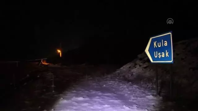 Yollarda kar mesaisi Yollarda kar mesaisi