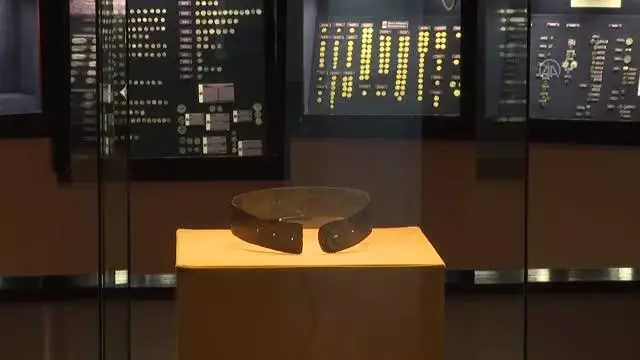 2 bin 800 yıllık 'prenses kemeri' müzede sergileniyor 2 bin 800 yıllık 'prenses kemeri' müzede sergileniyor