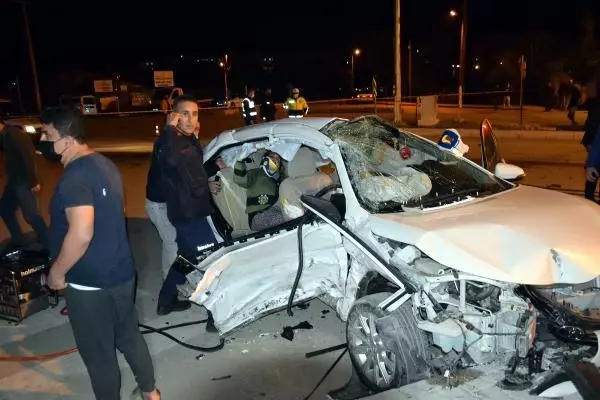 Son dakika haber: 3 kişinin öldüğü kazanın yeni görüntüsü ortaya çıktı Son dakika haber: 3 kişinin öldüğü kazanın yeni görüntüsü ortaya çıktı