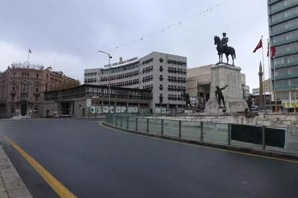Ankara'da, kısıtlama sessizliği Ankara'da, kısıtlama sessizliği