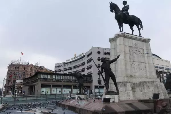 Ankara'da, kısıtlama sessizliği Ankara'da, kısıtlama sessizliği