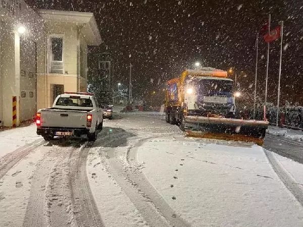 Son dakika haberi... Başkan Yüksel, karla mücadele ekiplerini yalnız bırakmadı Son dakika haberi... Başkan Yüksel, karla mücadele ekiplerini yalnız bırakmadı