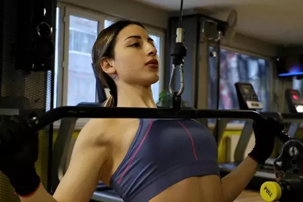 Bikini fitness yarışmasına hazırlanan Tilbe'nin hedefi milli takıma girebilmek Bikini fitness yarışmasına hazırlanan Tilbe'nin hedefi milli takıma girebilmek