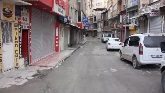 Son dakika haberi... Cadde ve sokaklar boş kaldı Son dakika haberi... Cadde ve sokaklar boş kaldı