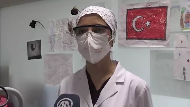 Son dakika haberi! DOKTORLAR KOVİD-19'LA SAVAŞI ANLATIYOR - 'Bir haftada yaklaşık 10 kilo kaybım oldu' Son dakika haberi! DOKTORLAR KOVİD-19'LA SAVAŞI ANLATIYOR - 'Bir haftada yaklaşık 10 kilo kaybım oldu'