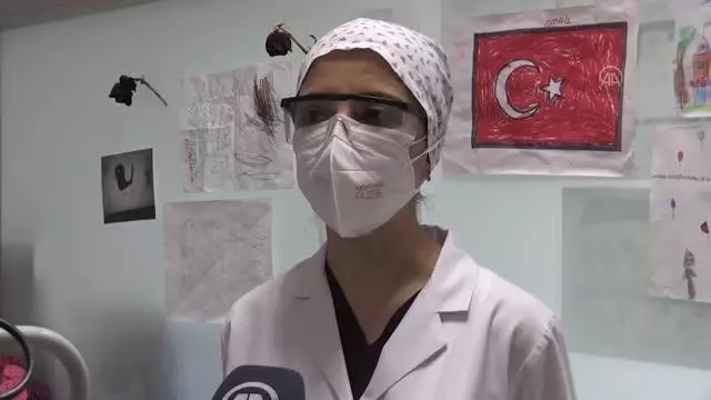 Son dakika haberi! DOKTORLAR KOVİD-19'LA SAVAŞI ANLATIYOR - 'Bir haftada yaklaşık 10 kilo kaybım oldu' Son dakika haberi! DOKTORLAR KOVİD-19'LA SAVAŞI ANLATIYOR - 'Bir haftada yaklaşık 10 kilo kaybım oldu'
