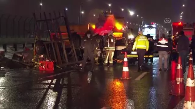 Eyüpsultan'da trafik kazası: 2 ölü Eyüpsultan'da trafik kazası: 2 ölü