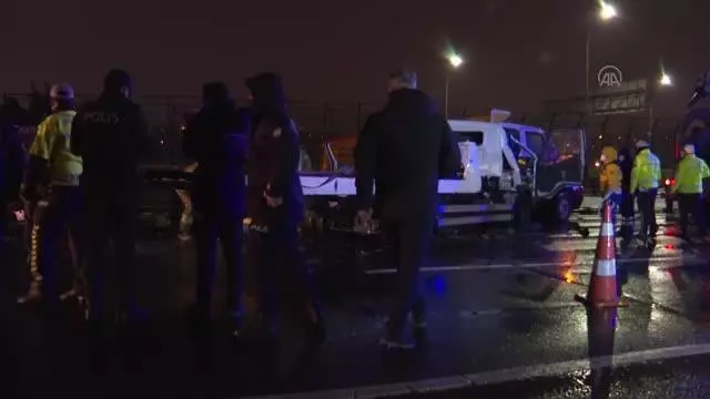 Eyüpsultan'da trafik kazası: 2 ölü Eyüpsultan'da trafik kazası: 2 ölü