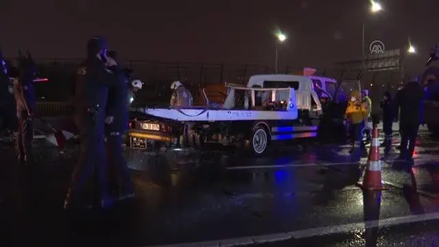 Eyüpsultan'da trafik kazası: 2 ölü Eyüpsultan'da trafik kazası: 2 ölü