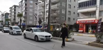 Ayrancılar: Görme engelliden sürücülere uyarı: Sokaklarda biz de varız, bizi unutmasınlar Ayrancılar: Görme engelliden sürücülere uyarı: Sokaklarda biz de varız, bizi unutmasınlar