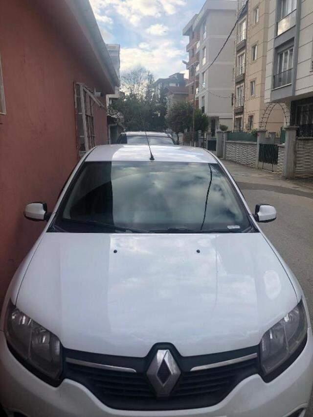 İş insanından şoke eden iddialar: 2 aracımı alıp geri vermedi, müstehcen sitelerde telefon numaramı paylaştı İş insanından şoke eden iddialar: 2 aracımı alıp geri vermedi, müstehcen sitelerde telefon numaramı paylaştı