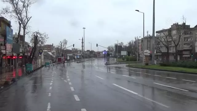 Cadde ve sokaklar boş kaldı Cadde ve sokaklar boş kaldı