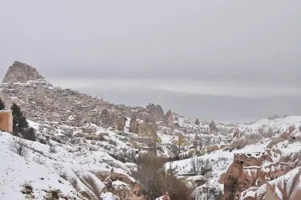 Kapadokya beyaza büründü Kapadokya beyaza büründü