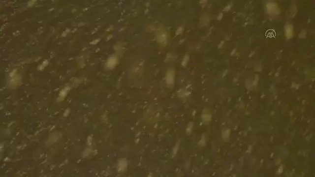 Erzurum, Ağrı ve Kars'ta kar yağışı etkili oldu Erzurum, Ağrı ve Kars'ta kar yağışı etkili oldu