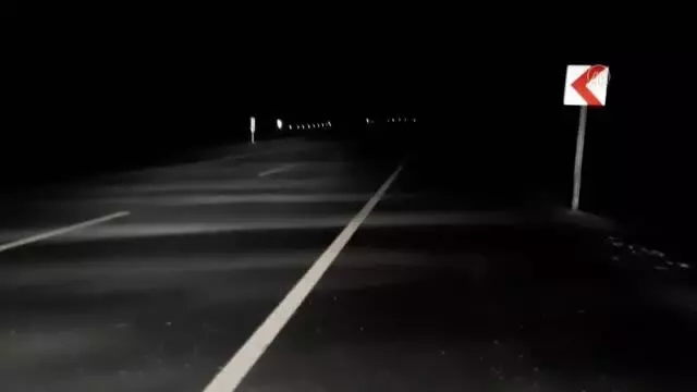 Kar yağışı ulaşımı aksatıyor Kar yağışı ulaşımı aksatıyor