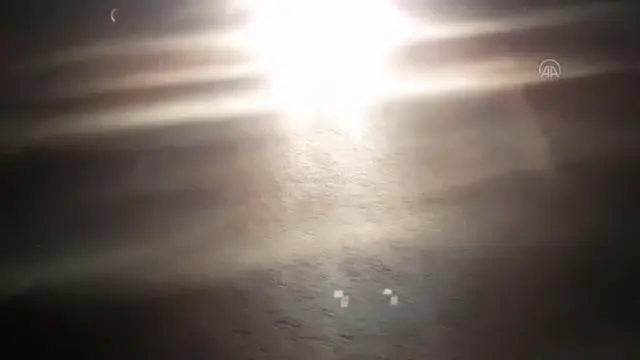 Kar yağışı ulaşımı aksatıyor Kar yağışı ulaşımı aksatıyor