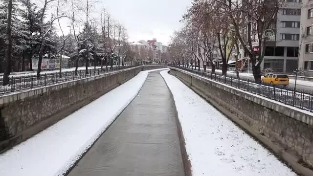 KASTAMONU - Kent merkezi beyaza büründü KASTAMONU - Kent merkezi beyaza büründü