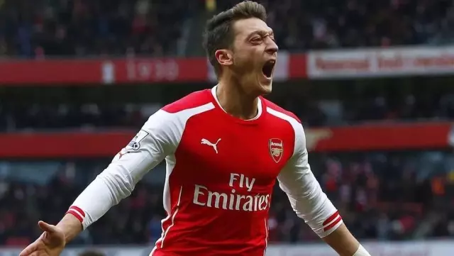 Mesut Özil: Fenerbahçe'nin rüyadan gerçeğe dönüşen transferi Mesut Özil: Fenerbahçe'nin rüyadan gerçeğe dönüşen transferi