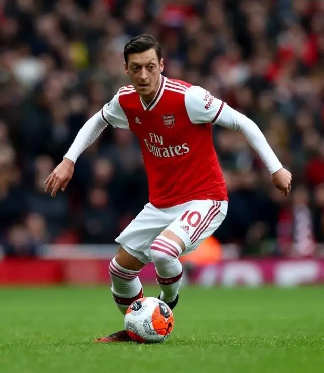Mesut Özil: Fenerbahçe'nin rüyadan gerçeğe dönüşen transferi Mesut Özil: Fenerbahçe'nin rüyadan gerçeğe dönüşen transferi
