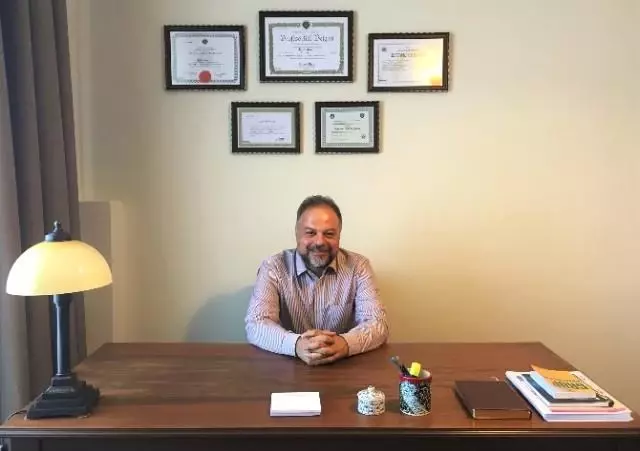 Prof. Dr. Özgür Öner kimdir? Nereli, kaç yaşında, mesleği ne? Hayatı ve biyografisi hakkında bilgiler Prof. Dr. Özgür Öner kimdir? Nereli, kaç yaşında, mesleği ne? Hayatı ve biyografisi hakkında bilgiler