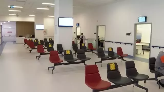 Son dakika haber... Sağlık çalışanlarına CoronaVac aşısı uygulanmaya devam ediyor Son dakika haber... Sağlık çalışanlarına CoronaVac aşısı uygulanmaya devam ediyor