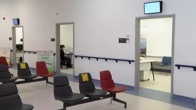Son dakika haber... Sağlık çalışanlarına CoronaVac aşısı uygulanmaya devam ediyor Son dakika haber... Sağlık çalışanlarına CoronaVac aşısı uygulanmaya devam ediyor