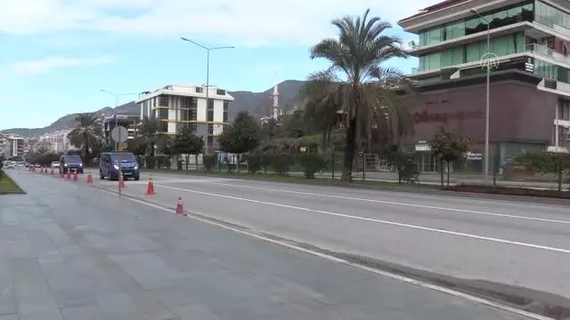 Silahla ağabeyini öldürüp yeğenini yaraladığı iddia edilen şüpheli gözaltına alındı Silahla ağabeyini öldürüp yeğenini yaraladığı iddia edilen şüpheli gözaltına alındı