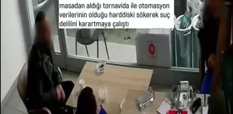İstanbul: Son dakika haber: 'Silici' operasyonunda delilleri karartmak isteyen şüpheliye suçüstü İstanbul: Son dakika haber: 'Silici' operasyonunda delilleri karartmak isteyen şüpheliye suçüstü