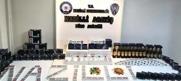 Sokağa çıkma kısıtlamasında kahvehane bodrumunda kumara ceza kesildi Sokağa çıkma kısıtlamasında kahvehane bodrumunda kumara ceza kesildi