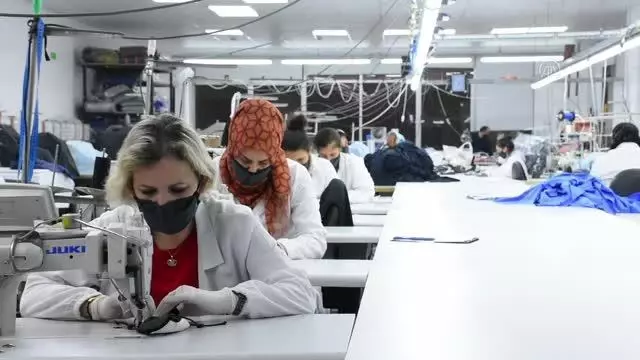 Tekstil firması geliştirdiği antiviral kumaştan maskeler için ABD'de şirket kuracak Tekstil firması geliştirdiği antiviral kumaştan maskeler için ABD'de şirket kuracak
