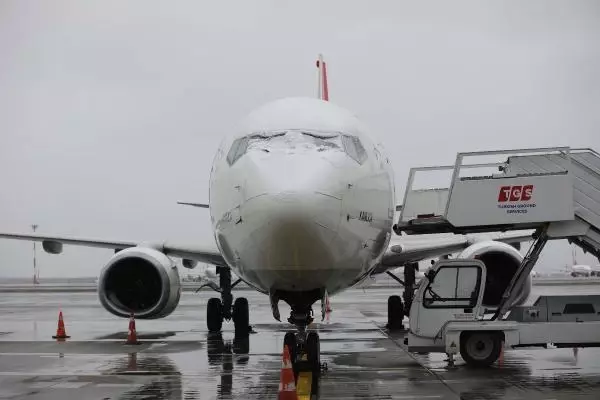 THY, 3 günde 125 uçağa de-icing işlemi uyguladı THY, 3 günde 125 uçağa de-icing işlemi uyguladı