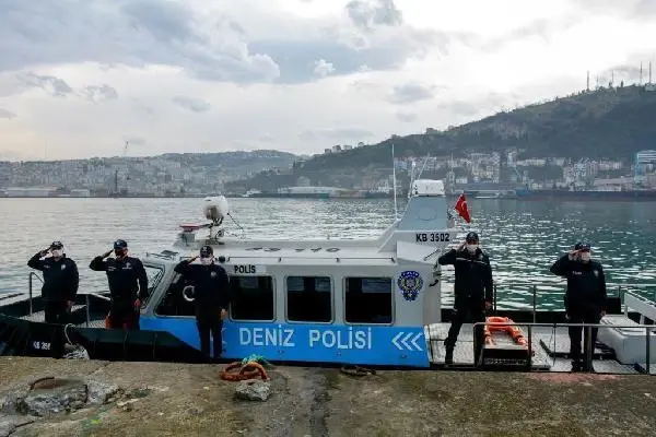 Trabzon'da deniz polisi, son teknoloji teçhizat ve uzman personelle güçlendirildi Trabzon'da deniz polisi, son teknoloji teçhizat ve uzman personelle güçlendirildi