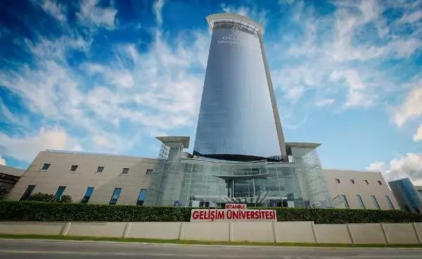 Türkiye'ye bir üniversite kuluçka merkezi daha geliyor Türkiye'ye bir üniversite kuluçka merkezi daha geliyor