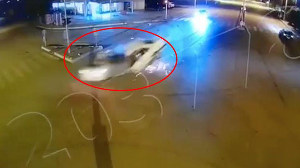 Üç kişinin hayatını kaybettiği korkunç kazanın görüntüleri ortaya çıktı