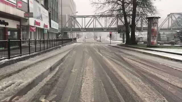 ZONGULDAK - Doğu Marmara ve Batı Karadeniz'de cadde ve sokaklarda sessizlik hakim ZONGULDAK - Doğu Marmara ve Batı Karadeniz'de cadde ve sokaklarda sessizlik hakim