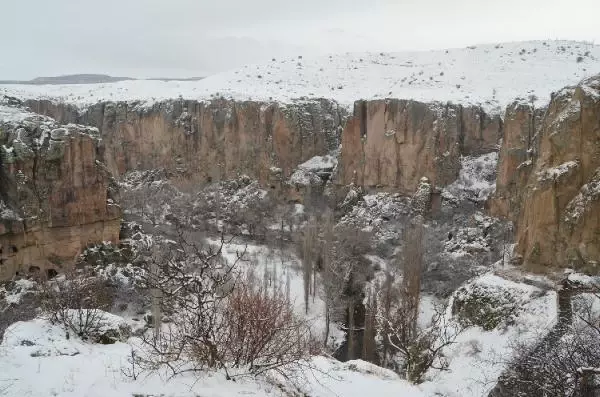 12 bin kilometre uzaktan gelen turistler Ihlara'ya hayran kaldı 12 bin kilometre uzaktan gelen turistler Ihlara'ya hayran kaldı