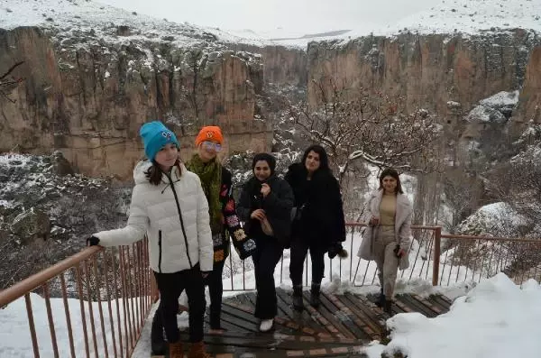 12 bin kilometre uzaktan gelen turistler Ihlara'ya hayran kaldı 12 bin kilometre uzaktan gelen turistler Ihlara'ya hayran kaldı