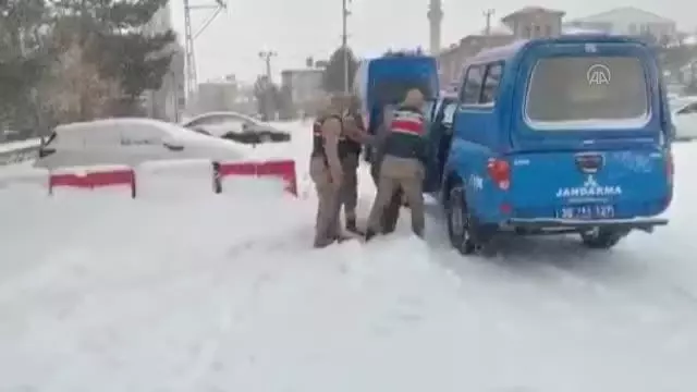 4 yıldır aranan cinayet zanlısı Ağrı'da ahırda yakalandı 4 yıldır aranan cinayet zanlısı Ağrı'da ahırda yakalandı