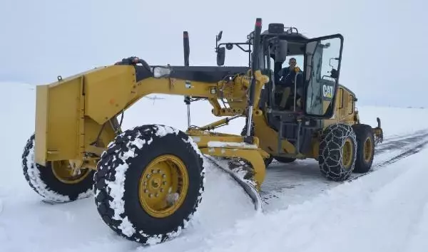 Ağrı'da kar ve tipi etkili oldu Ağrı'da kar ve tipi etkili oldu