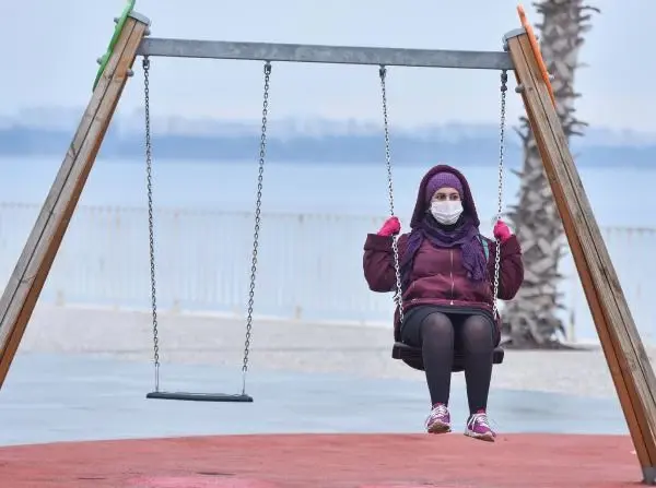 Antalya'da kısıtlama sonrası sahil keyfi Antalya'da kısıtlama sonrası sahil keyfi