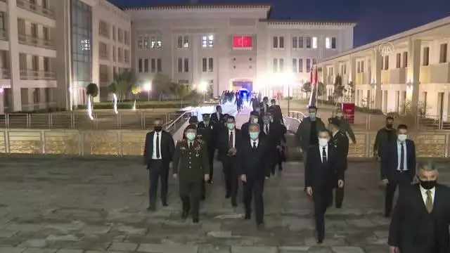 Son dakika haberleri: Bakan Akar ve Orgeneral Güler, Türkiye'nin Bağdat Büyükelçiliği'ni ziyaret etti Son dakika haberleri: Bakan Akar ve Orgeneral Güler, Türkiye'nin Bağdat Büyükelçiliği'ni ziyaret etti