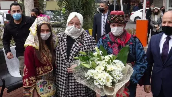 Son dakika haber | Aile Çalışma ve Sosyal Hizmetler Bakanı Selçuk, Vali Aksoy'u ziyaret etti Son dakika haber | Aile Çalışma ve Sosyal Hizmetler Bakanı Selçuk, Vali Aksoy'u ziyaret etti