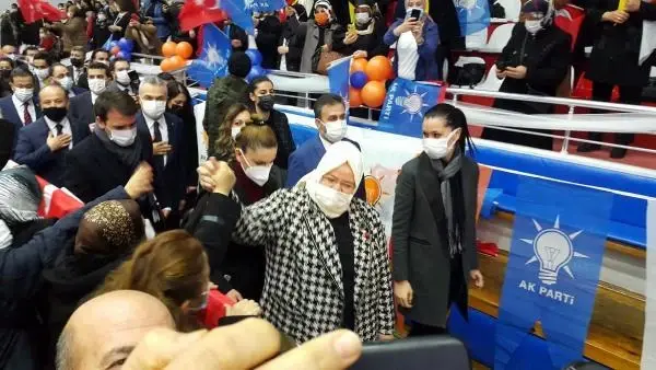 Son dakika! Bakan Zehra Zümrüt Selçuk: 'Tüm kadınlarımızın yanında olmaya devam edeceğiz' Son dakika! Bakan Zehra Zümrüt Selçuk: 'Tüm kadınlarımızın yanında olmaya devam edeceğiz'